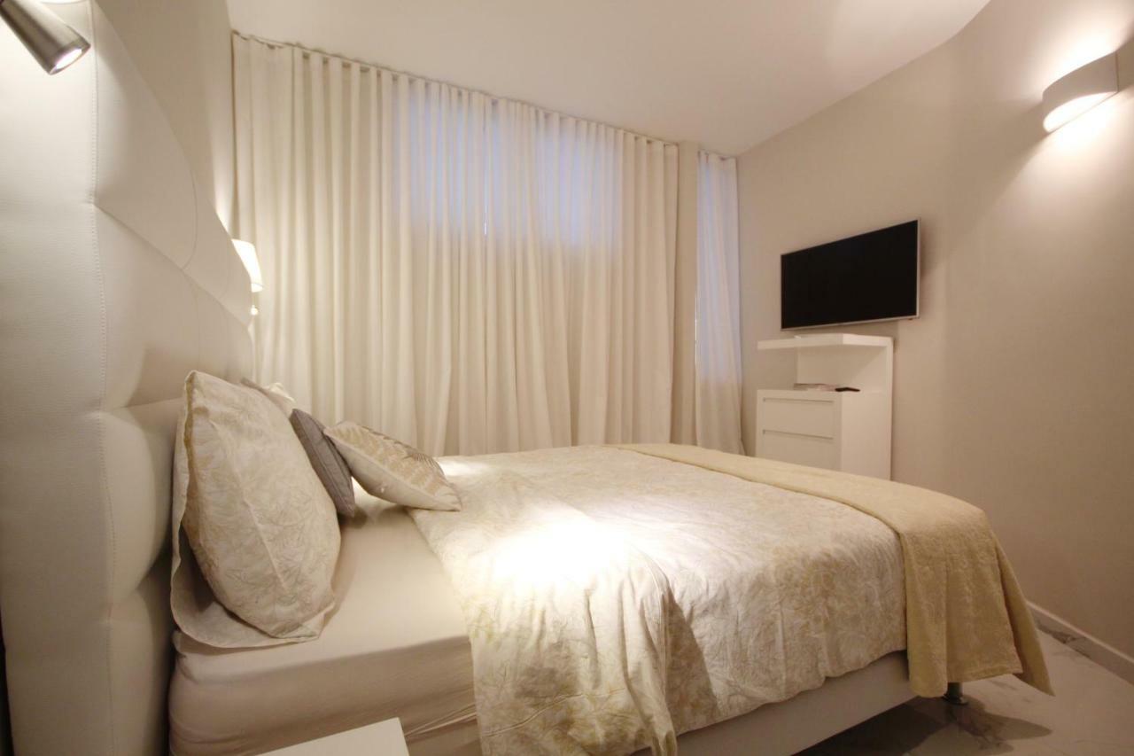 Luxury Apartments In First Beach Line With Pool Costa Adeje  Buitenkant foto