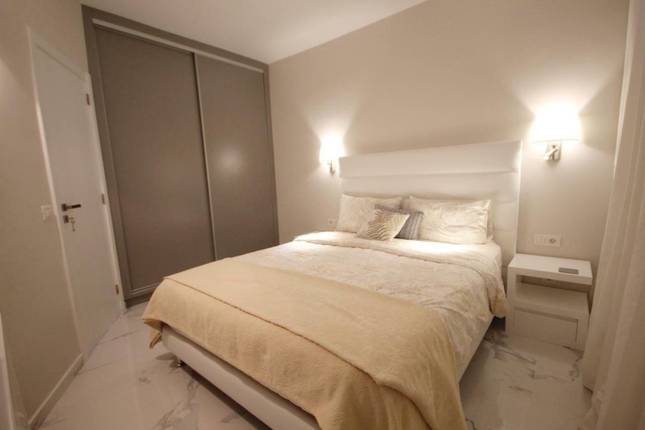 Luxury Apartments In First Beach Line With Pool Costa Adeje  Buitenkant foto