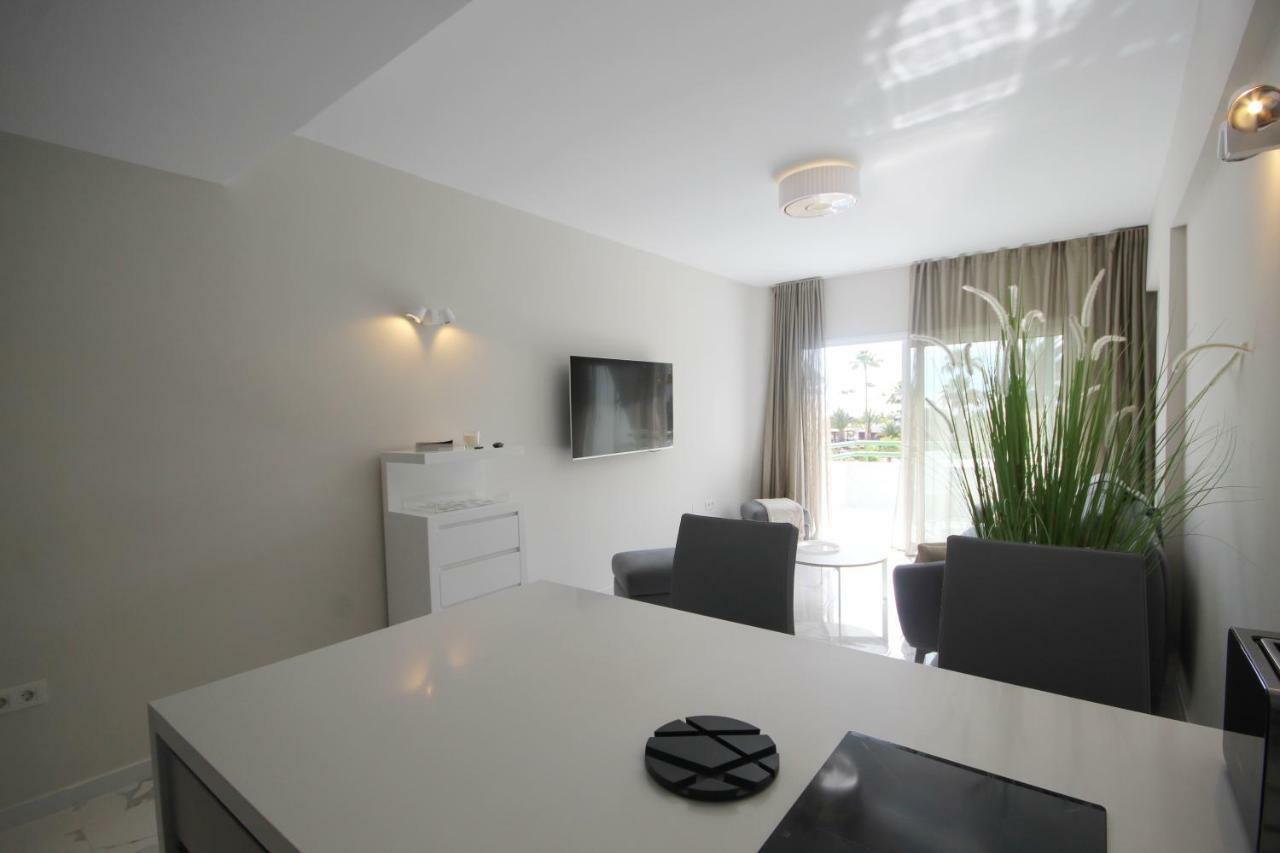 Luxury Apartments In First Beach Line With Pool Costa Adeje  Buitenkant foto
